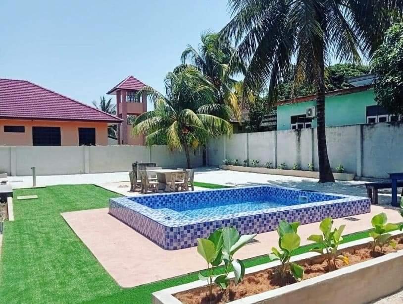 Casa Tiga Homestay Besut Kuala Besut Zewnętrze zdjęcie