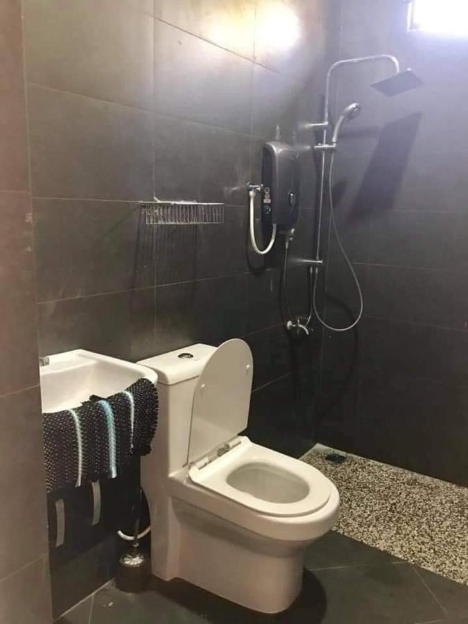 Casa Tiga Homestay Besut Kuala Besut Zewnętrze zdjęcie