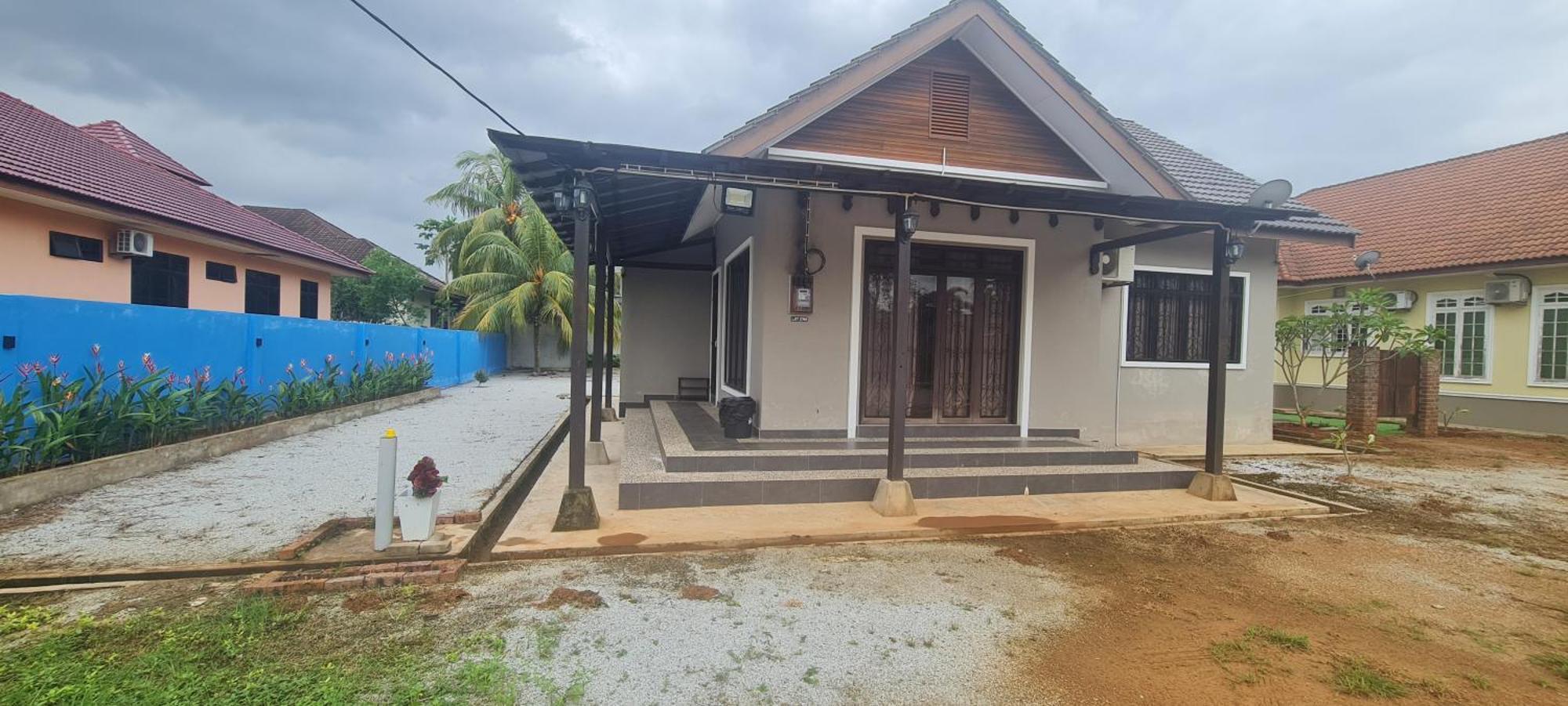 Casa Tiga Homestay Besut Kuala Besut Zewnętrze zdjęcie