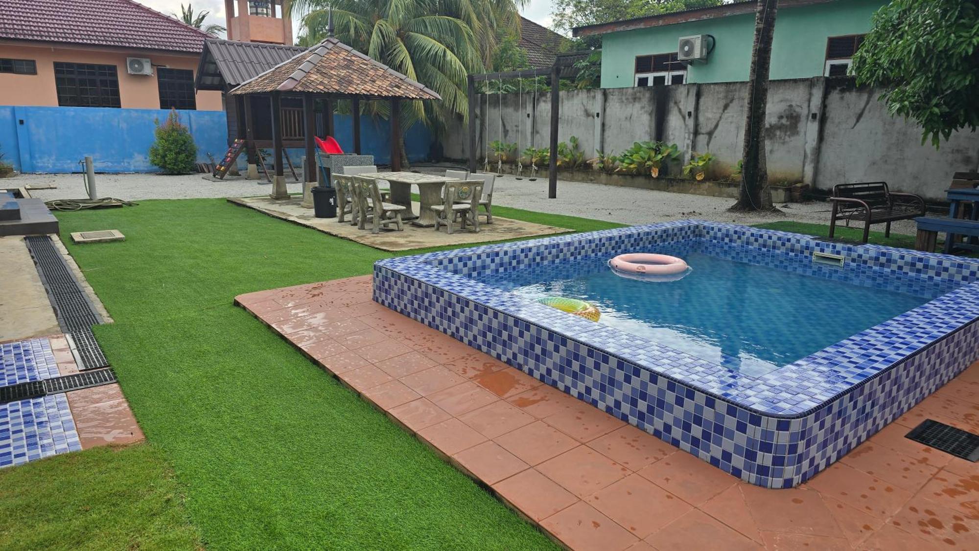 Casa Tiga Homestay Besut Kuala Besut Zewnętrze zdjęcie